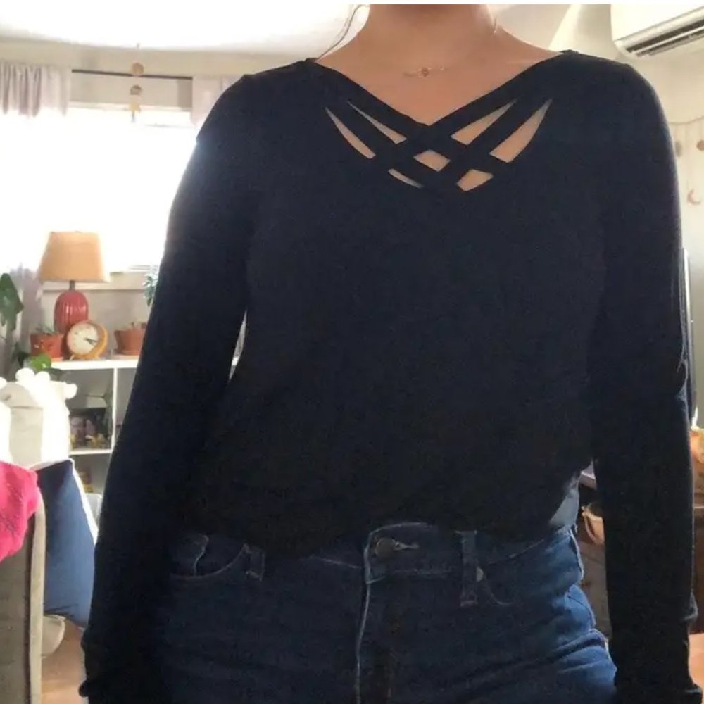 Women’s black criss-cross top